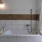 Saslun شقة