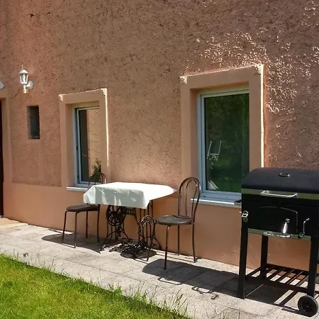 Saslun Apartment